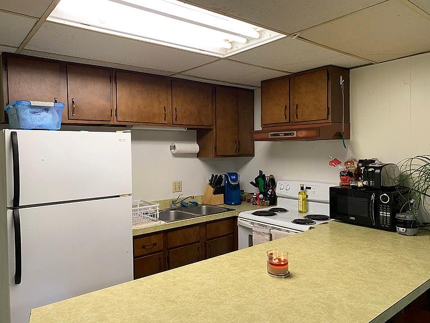2nd image of 321 Washington St #1