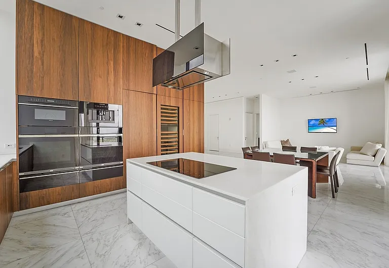 17141 Collins Ave #2902 — Photo 7