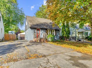 13 W Lewis St, Hamilton, ON L8H 6C3