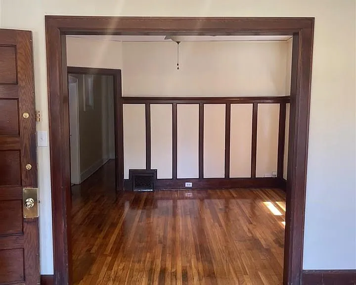 3930 Trumbull St #2 — Photo 4
