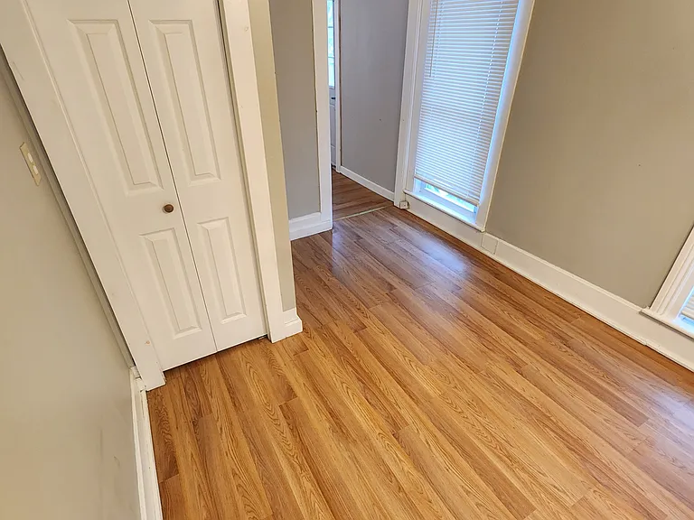 186 N Elm St #2 — Photo 9