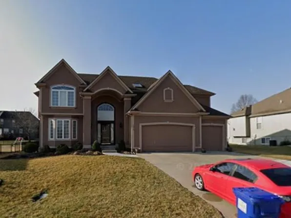 2413 SW Kenwill Dr, Lees Summit, MO 64082