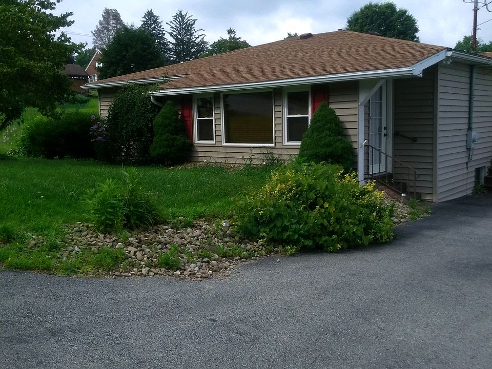 1st image of 138 Loyalhanna Ave