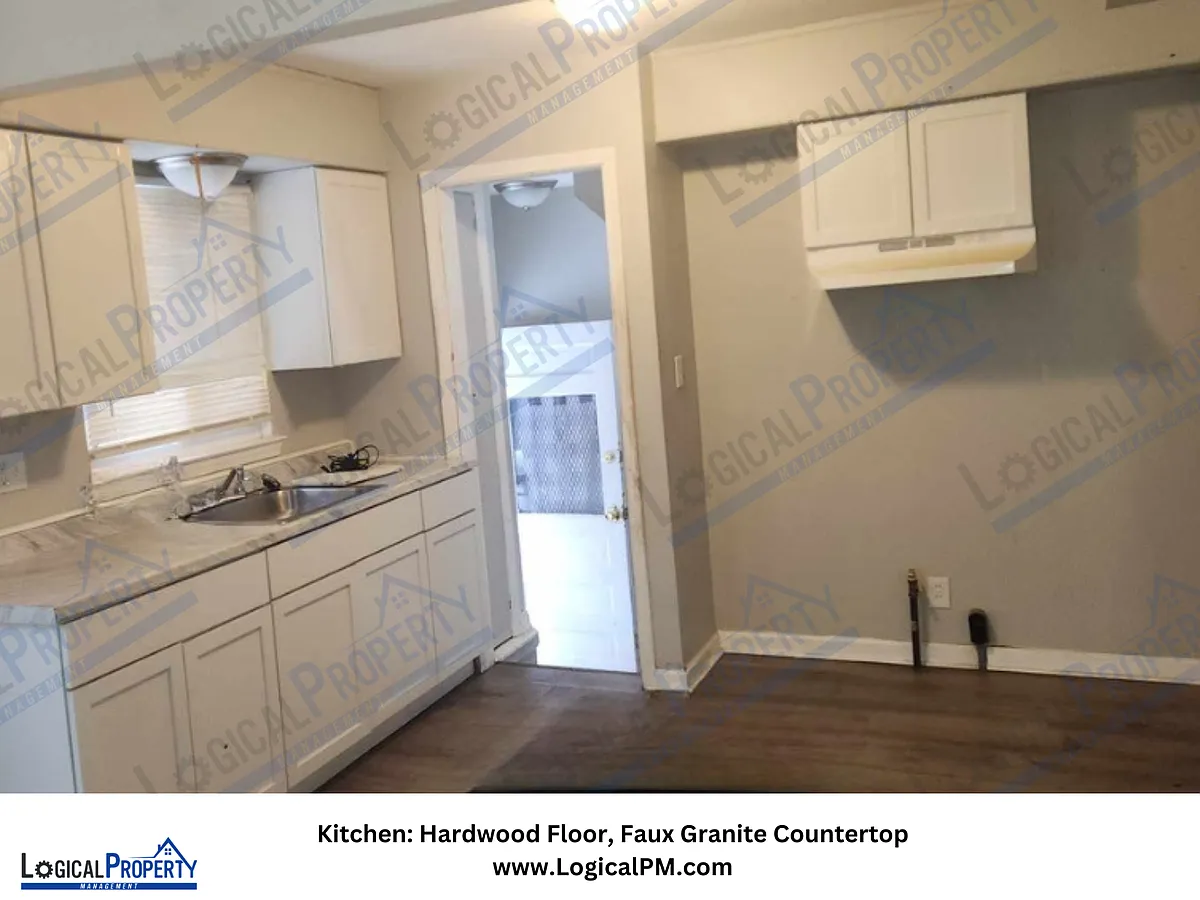 Building Photo - 11776 Rossiter St
