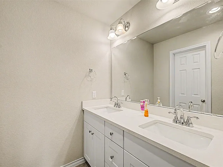 5809 Lehman Way — Photo 27