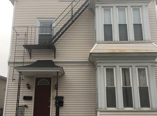 9 Flora St #2, Providence, RI 02904