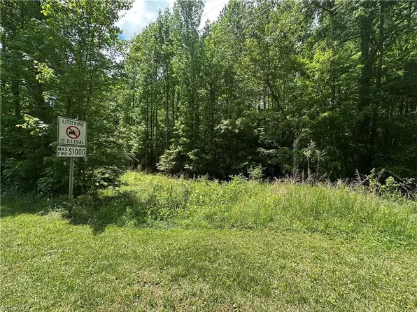 Staleys Farm Rd, Asheboro, NC 27205