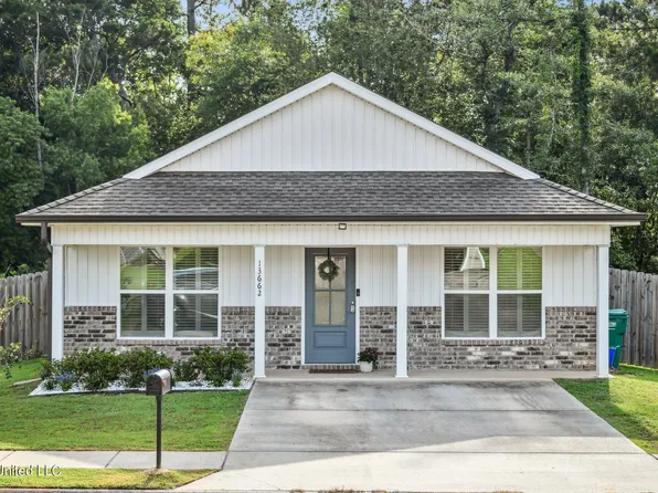 13662 Lawton Ln, Gulfport, MS 39503