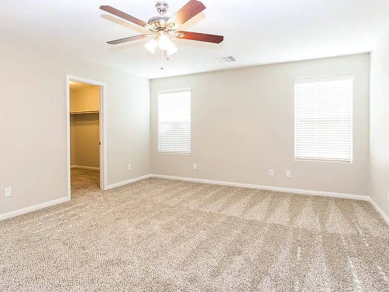 5661 Primrose Peak Ct — Photo 10