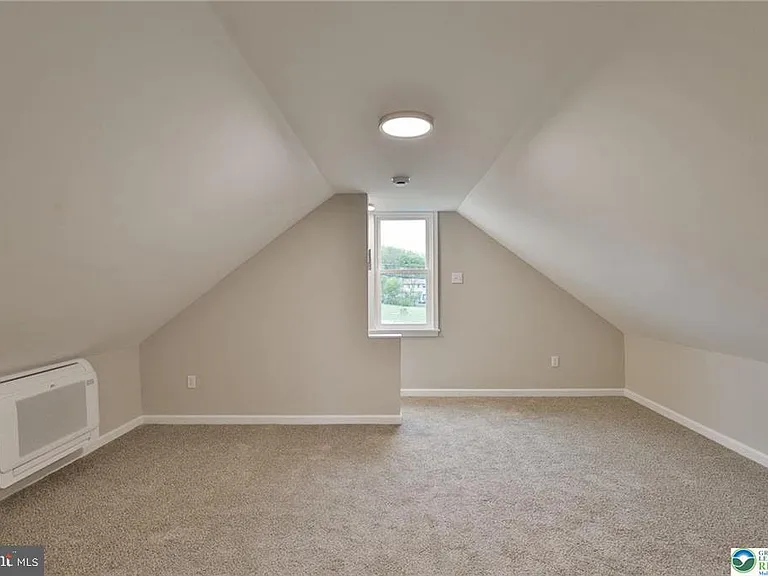 1861 E Emmaus Ave — Photo 31