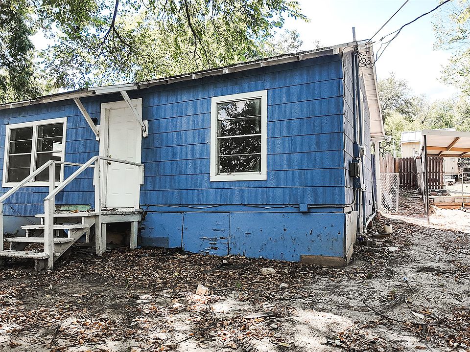 1st image of 605 W Columbia Dr