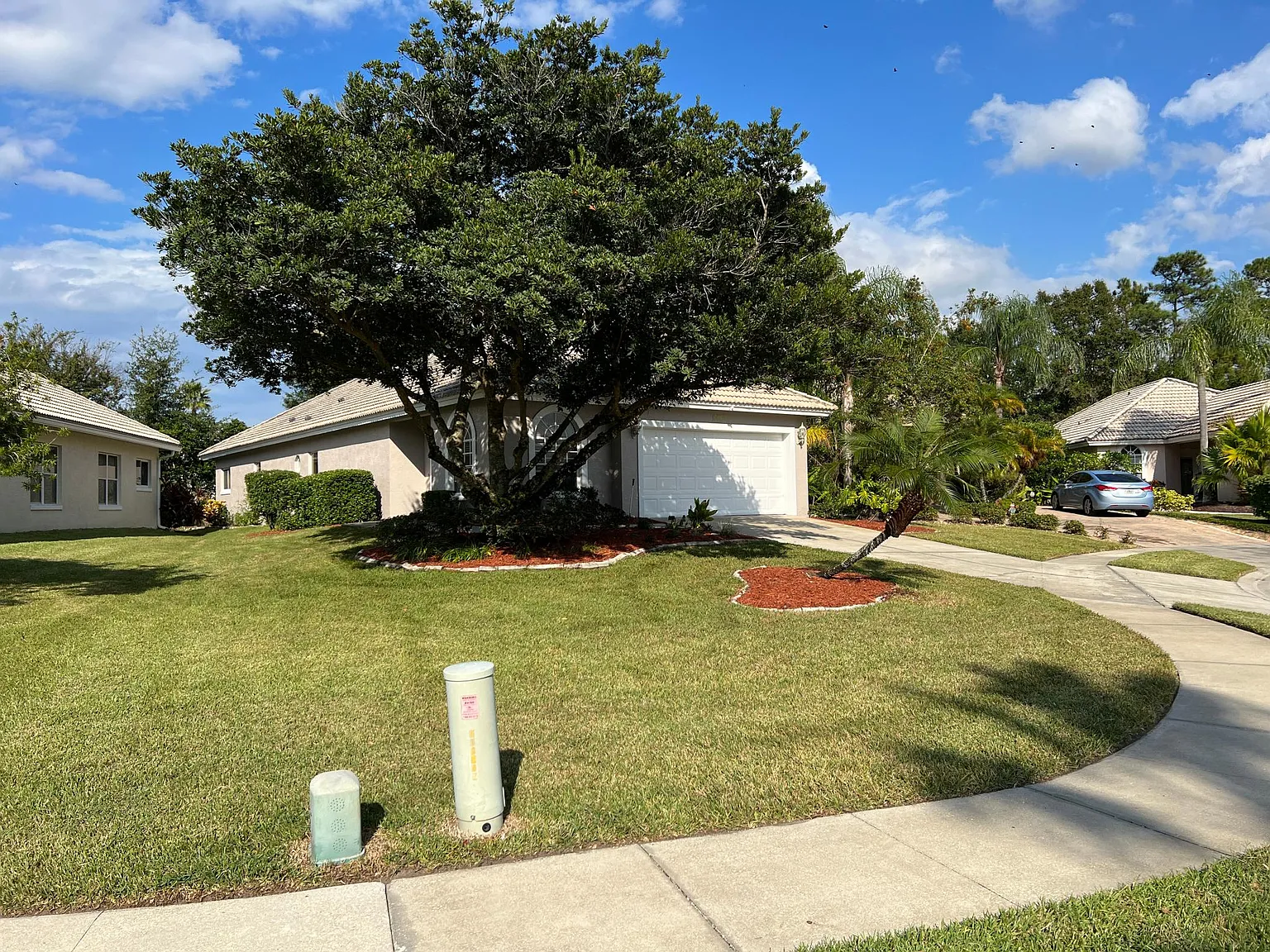 8007 Saint Andrews Way — Photo 2