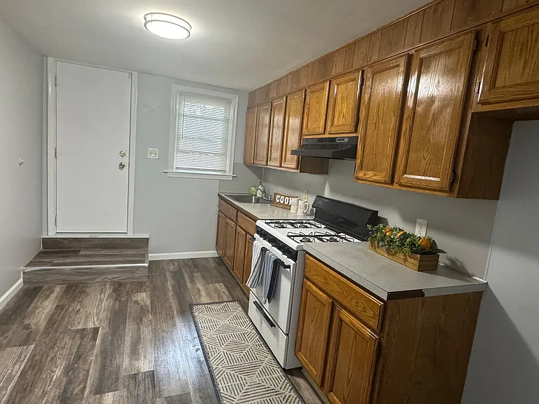 229 Clifton Ave #1 — Photo 3