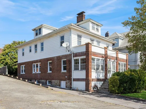 7 Flower Street, New Rochelle, NY 10801