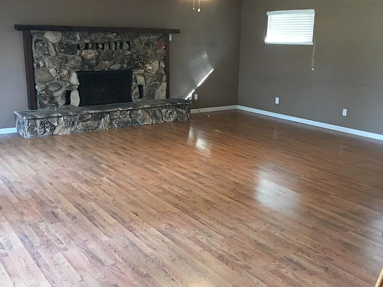 9001 Feather River Way — Photo 28