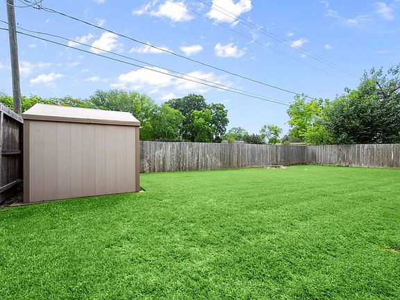 5th image of 10515 Silkwood Dr