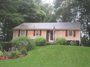 19 Hillside Ave, Holbrook, MA 02343