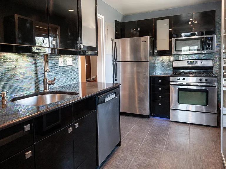 211 Seaton Rd #3 — Photo 6