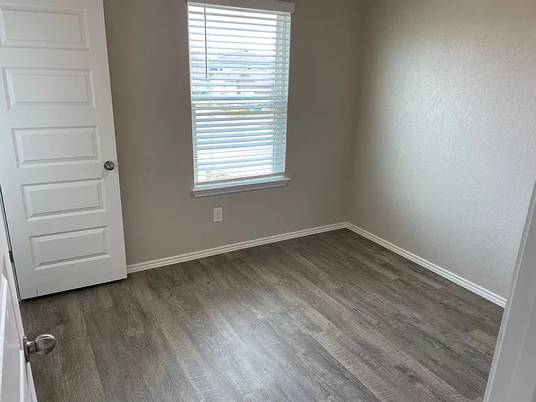 12905 Candace Way — Photo 7