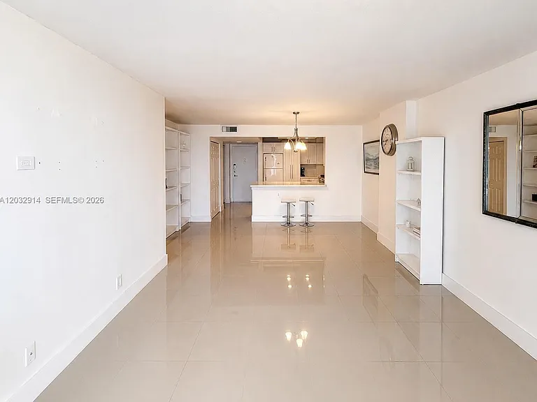 1865 S Ocean Dr #8I — Photo 10