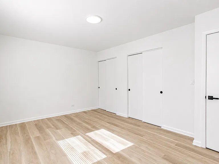 7777 Ramsgate Cir S — Photo 39