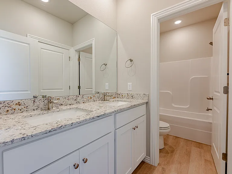 1408 SW Casuarina Dr #2 — Photo 17
