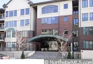 5225 Grandview Square