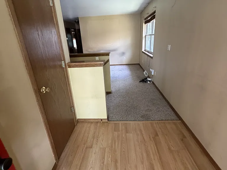 469 Dutton Ave — Photo 10