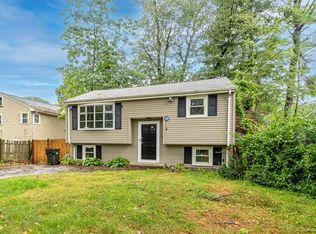 41 Juniper Rd, Holbrook, MA 02343