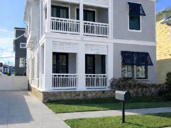 104 N Quincy Ave, Margate, NJ 08402