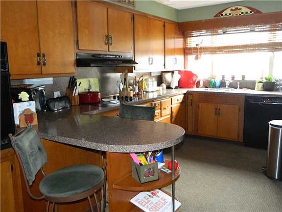 5th image of 57 Cameron St
