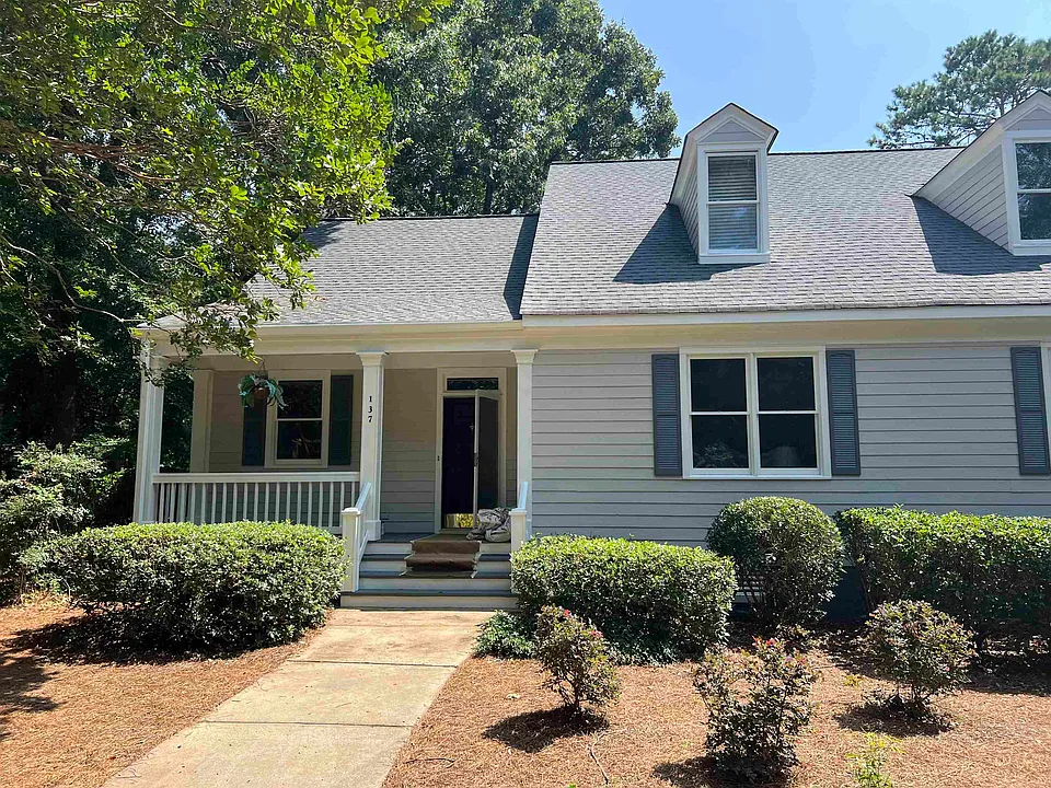129 Woodcrest Dr