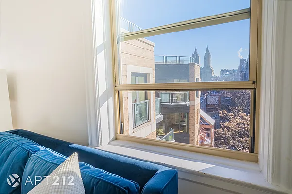 Rented by APT212 INC | media 12