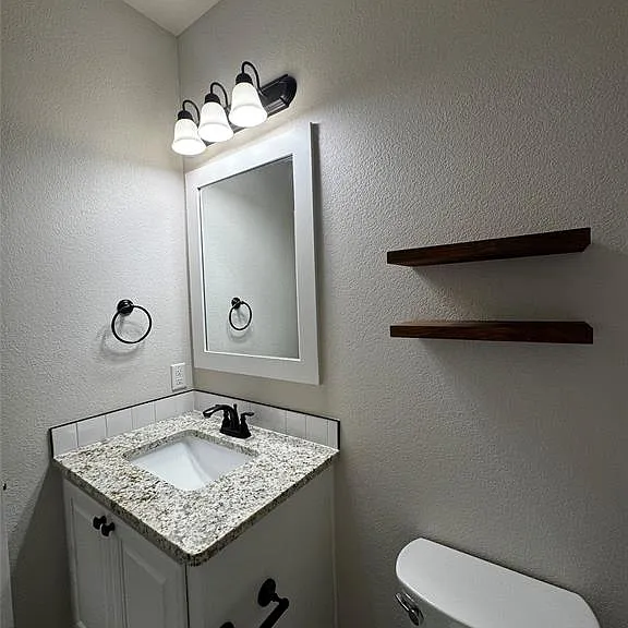 331 Sophia Ln — Photo 24