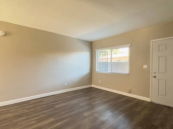 5th image of 3969 Ocean View Blvd #C