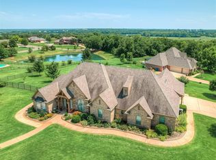 8304 Redhawk Ln, Edmond, OK 73034