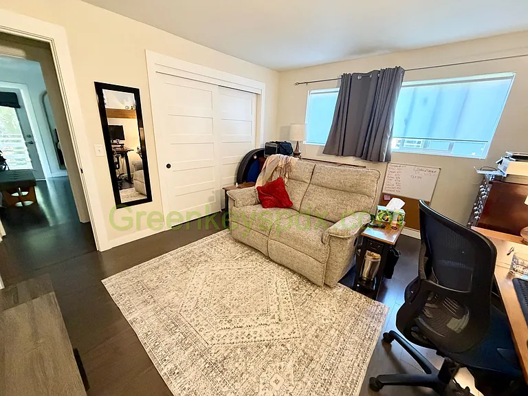 2230 SW Caldew St — Photo 9