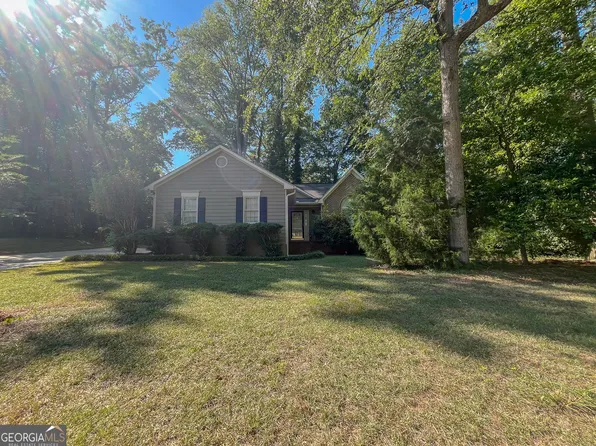 748 Oakhill Ct, Macon, GA 31210
