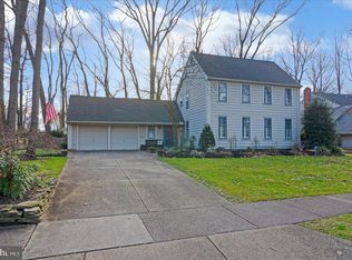3 Dunbarton Rd, Cherry Hill, NJ 08003