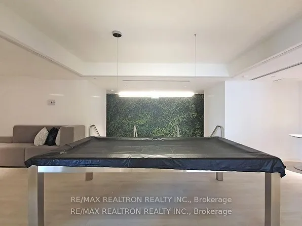 2916 Highway 7 Rd #3608, Vaughan, ON L4K 0G3