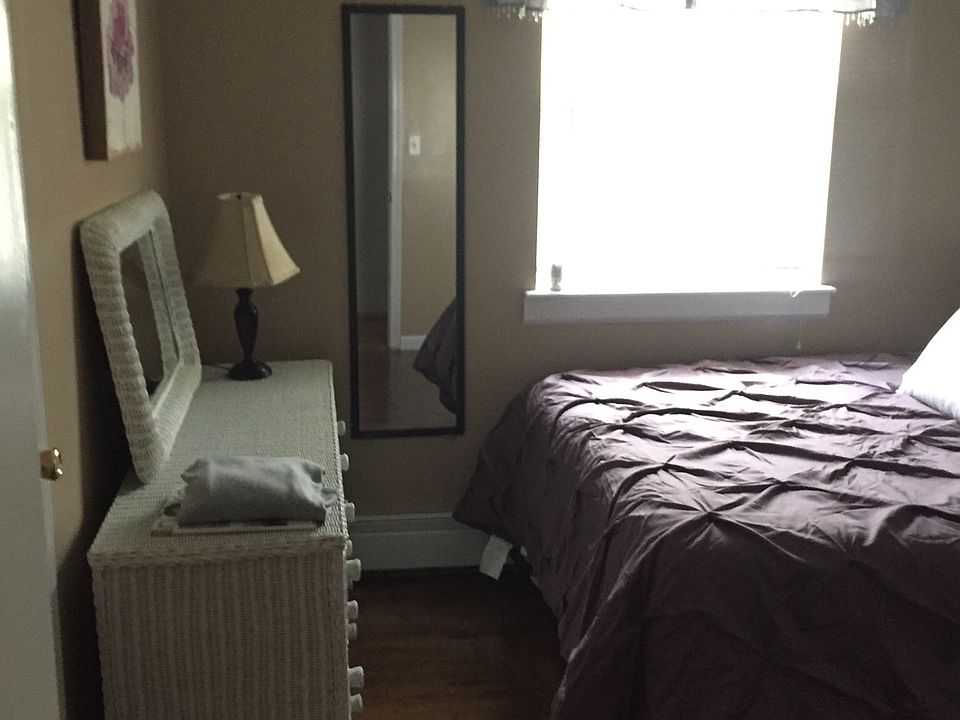 1st image of 43 Malba Dr