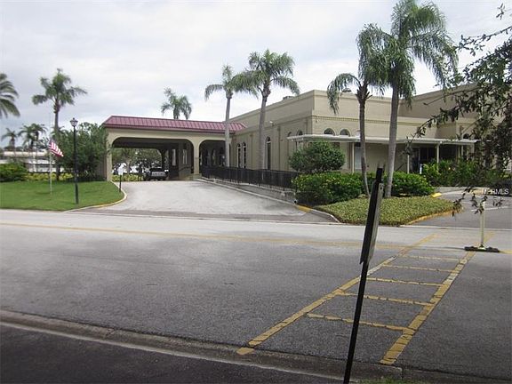 2nd image of 2070 World Parkway Blvd APT 4