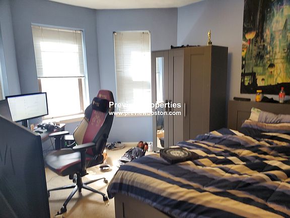 5th image of 1427 Commonwealth Ave #C