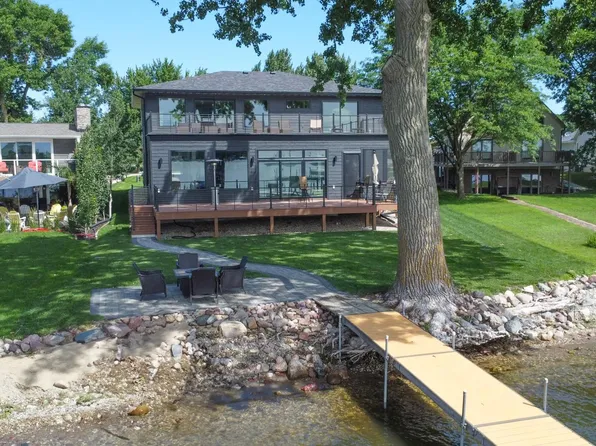 24409 178th St, Okoboji, IA 51355