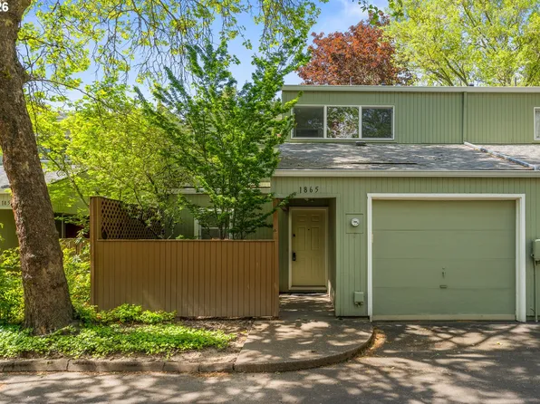 1865 NW Rolling Hill Dr, Beaverton, OR 97006