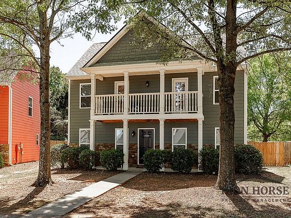 2nd image of 336 Bridgewater Cir