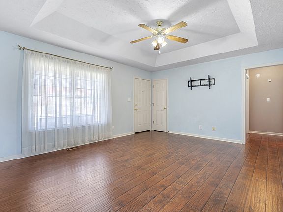5th image of 1307 Chucker Dr