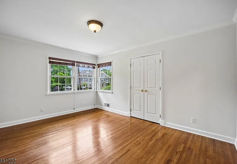 11 Wordsworth Rd — Photo 29