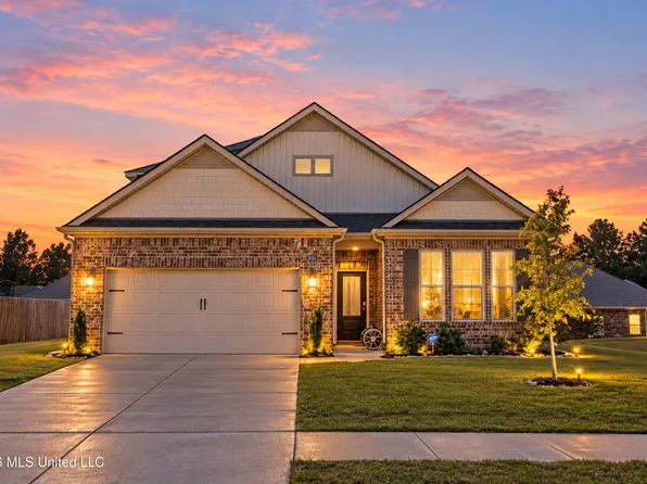 2093 Tulip Dr, Hernando, MS 38632