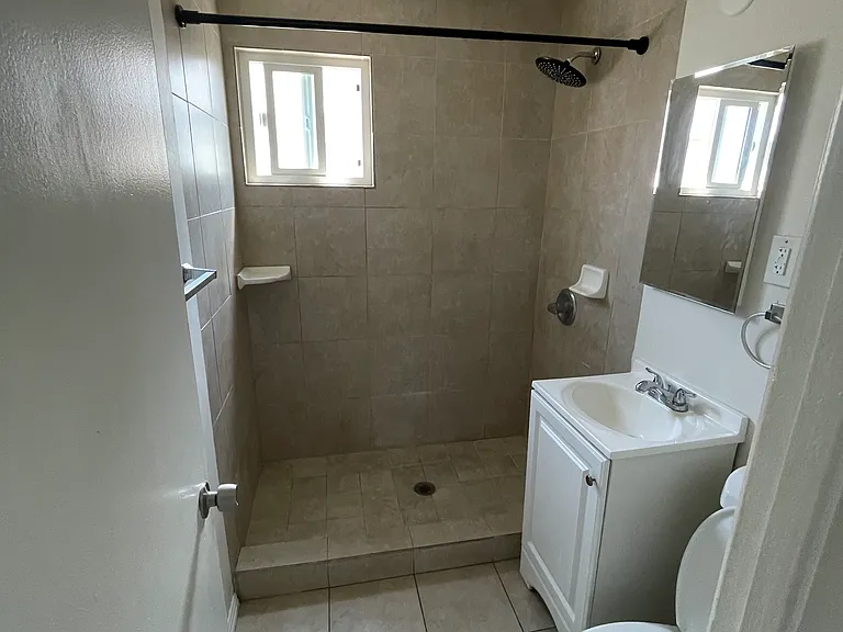 6716 Granger Ave #A — Photo 6